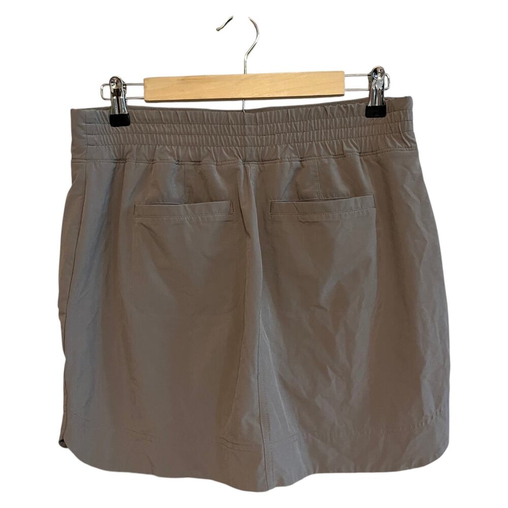 Athleta Skort Skirt Chelsea Cargo Built In Shorts Golf Tennis Athleisure Size 10 - Picture 3 of 5